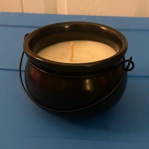 🖤NWT! Target Black Cauldron Candle🖤